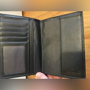 EUC Dante Long Bifold Wallet